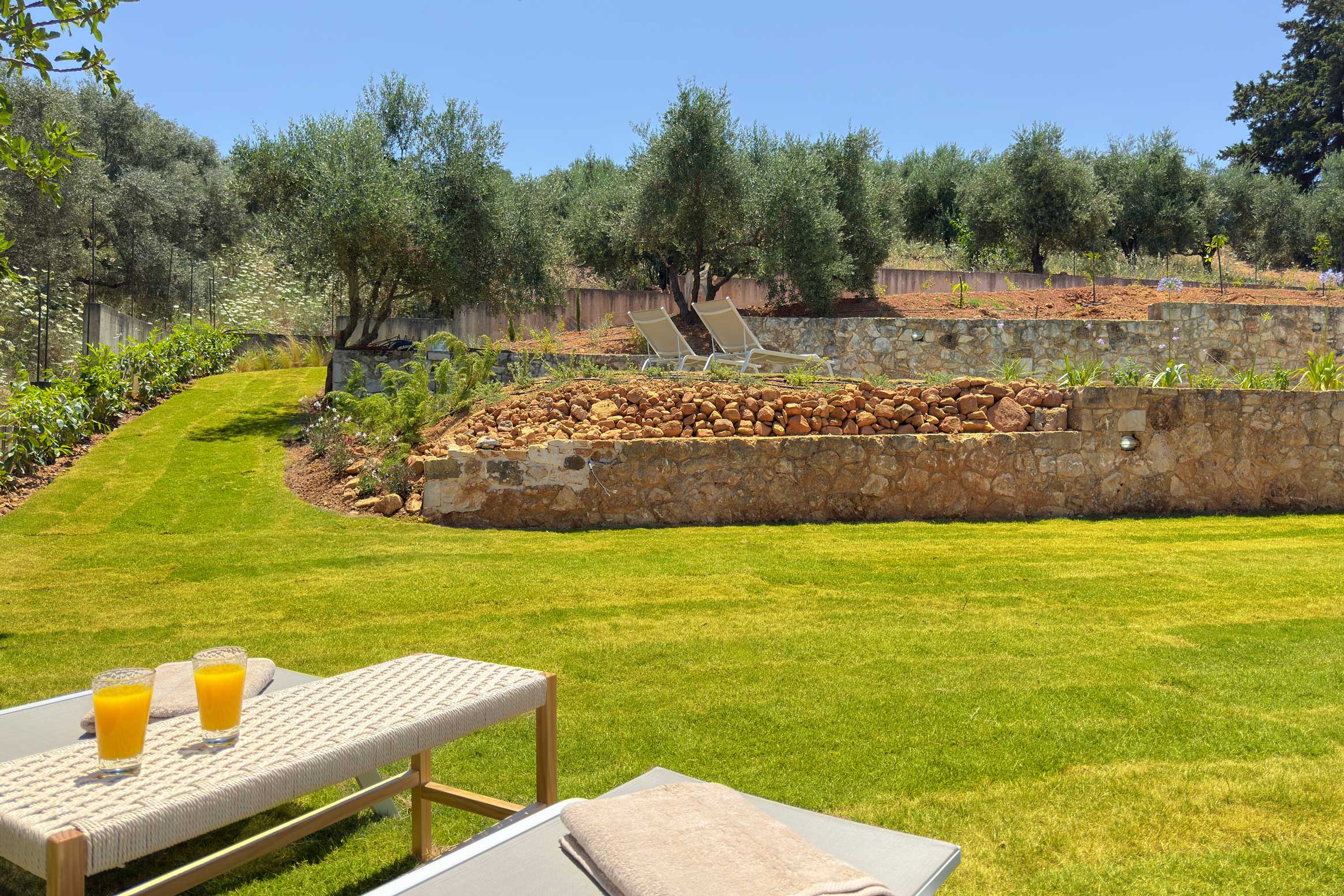 A unique villa with privacy and plenty of spaces